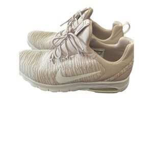 Nike Womens Pink Lace Up Air Max Motion Racer Running Shoes Sneaker Size 7.5